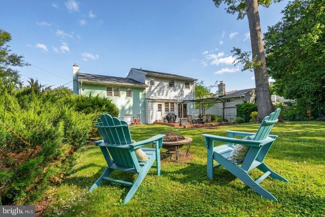 915 N OVERLOOK DR, Alexandria, VA 22305