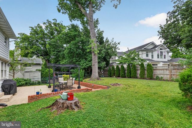 915 N OVERLOOK DR, Alexandria, VA 22305