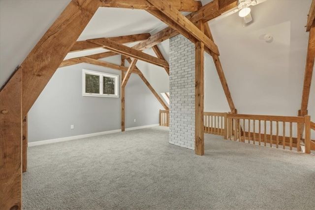 98 Walnut St, Halifax, MA 02338