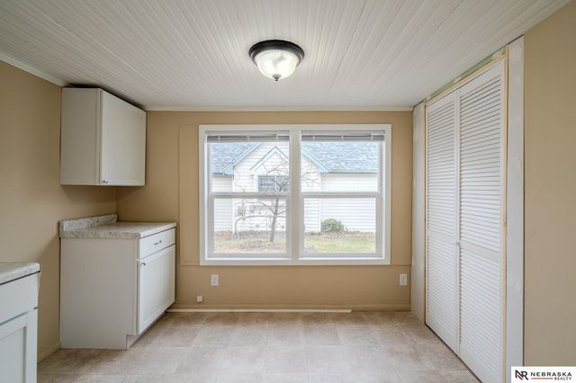 215 W Gardiner Street, Valley, NE 68064