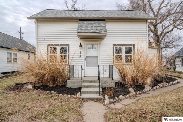 215 W Gardiner Street, Valley, NE 68064
