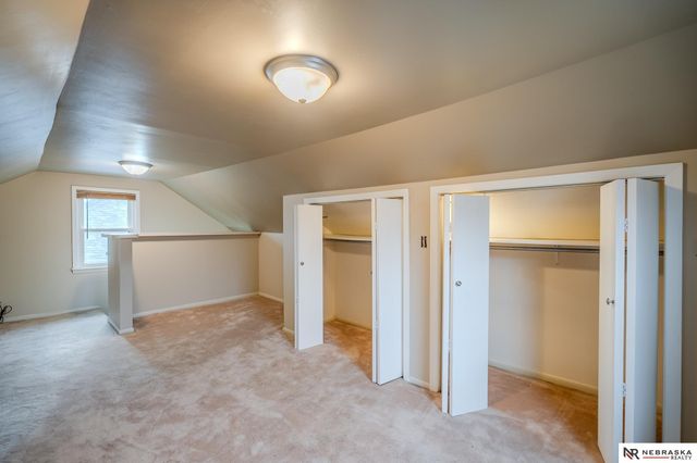 215 W Gardiner Street, Valley, NE 68064