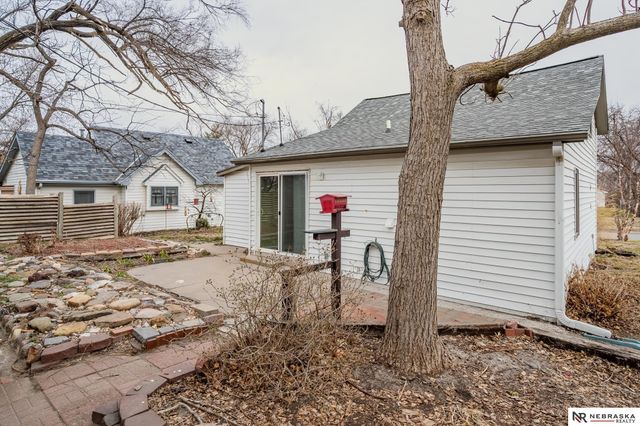 215 W Gardiner Street, Valley, NE 68064
