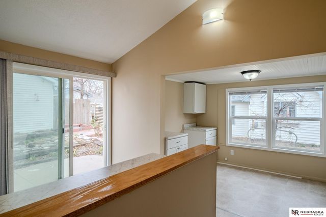 215 W Gardiner Street, Valley, NE 68064