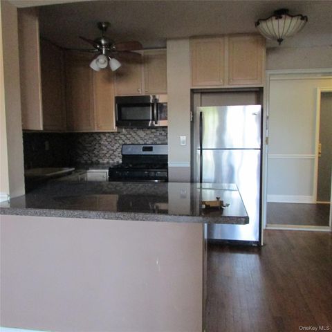 315 Atlantic Avenue 2A, East Rockaway, NY 11518