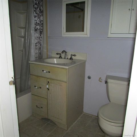315 Atlantic Avenue 2A, East Rockaway, NY 11518