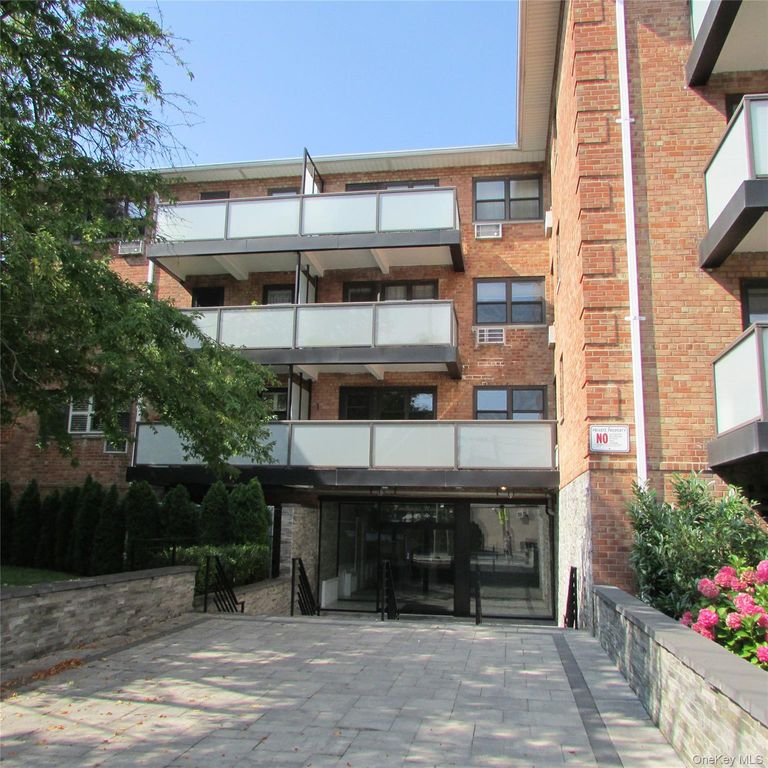 315 Atlantic Avenue 2A, East Rockaway, NY 11518 — exterior