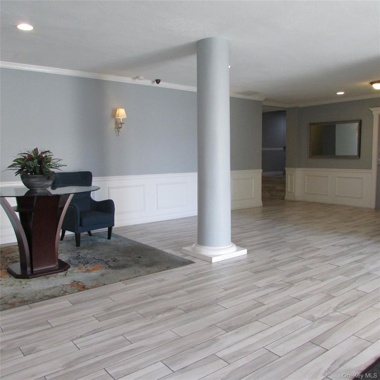315 Atlantic Avenue 2A, East Rockaway, NY 11518 — photo 3