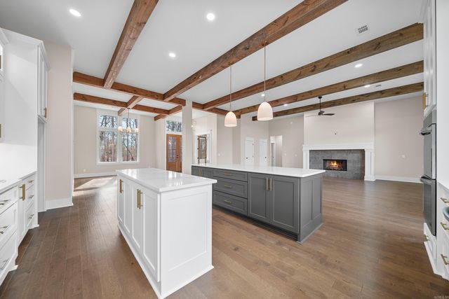 3 Busqueda, Hot Springs Village, AR 71909