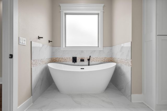 3 Busqueda, Hot Springs Village, AR 71909