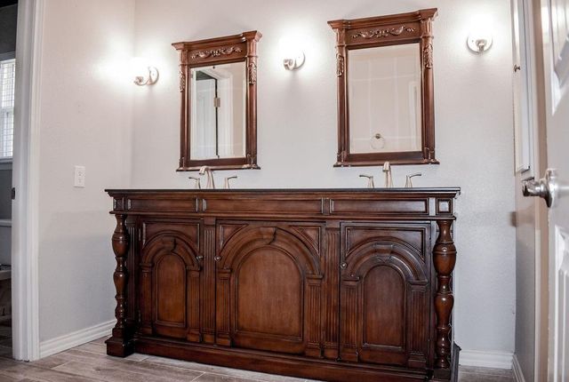 7 Woody Creek Drive A, Conroe, TX 77301