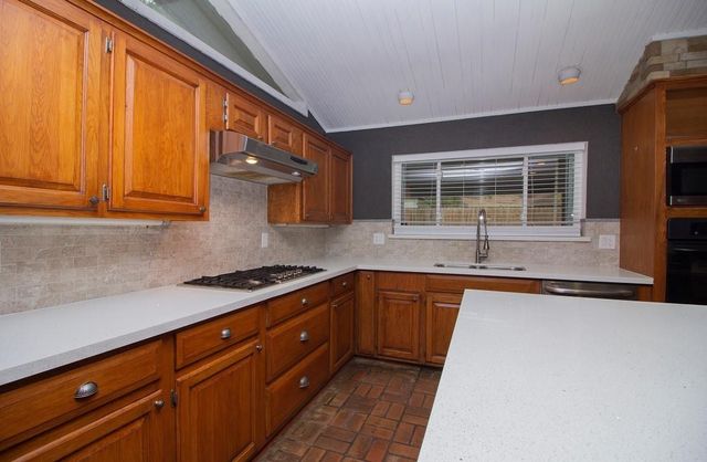 7 Woody Creek Drive A, Conroe, TX 77301