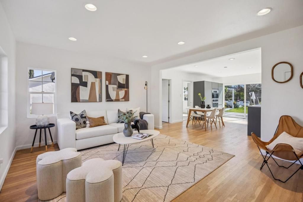 Image 9 of property listing at 15122 Woodard Road, San Jose, CA 95124