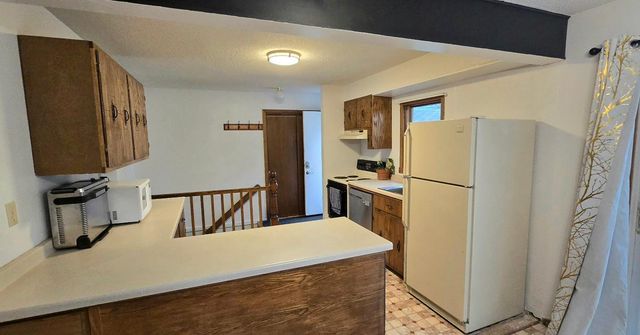 207 22nd Street S, Fargo, ND 58103