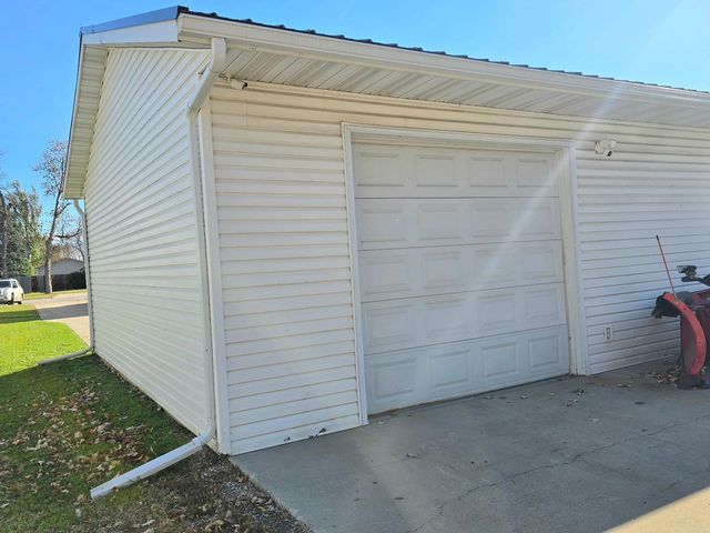 207 22nd Street S, Fargo, ND 58103