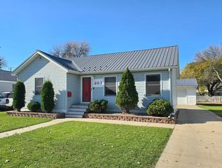 207 22nd Street S, Fargo, ND 58103