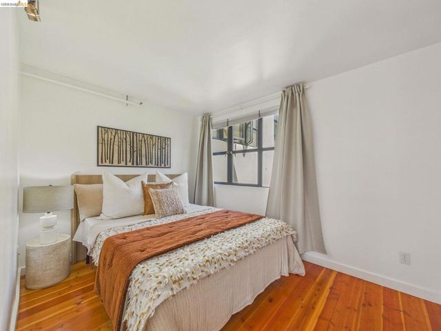 1695 15th 12, Oakland, CA 94607
