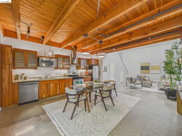 1695 15th 12, Oakland, CA 94607