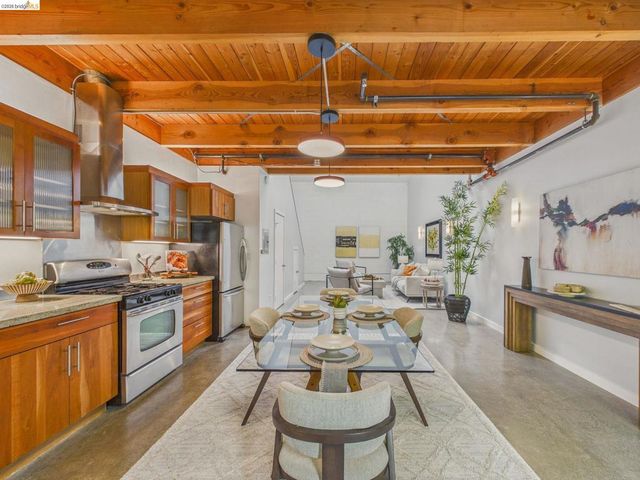 1695 15th 12, Oakland, CA 94607