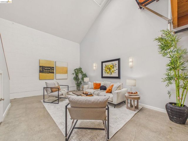 1695 15th 12, Oakland, CA 94607