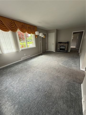 803 S Scotland Ln, Union Twp, PA 16101