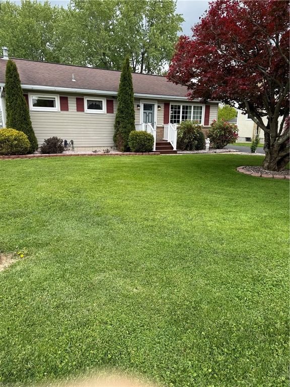 803 S Scotland Ln, Union Twp, PA 16101