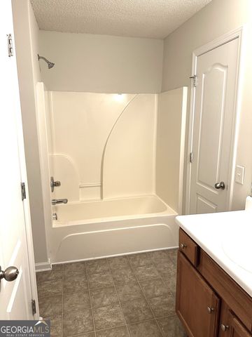 124 Bridgewater Circle, Athens, GA 30601