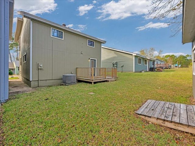 41 Harbour Row Drive, Coldspring, TX 77331