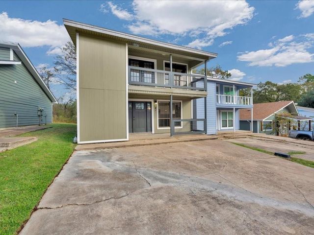 41 Harbour Row Drive, Coldspring, TX 77331