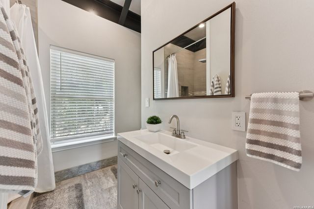 471 TURKEY DR, Dripping Springs, TX 78620