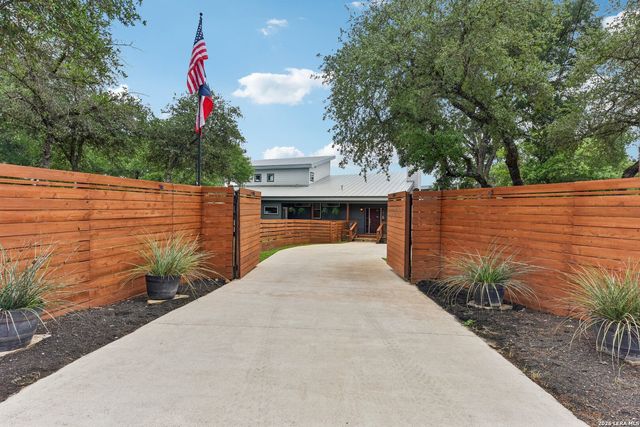 471 TURKEY DR, Dripping Springs, TX 78620