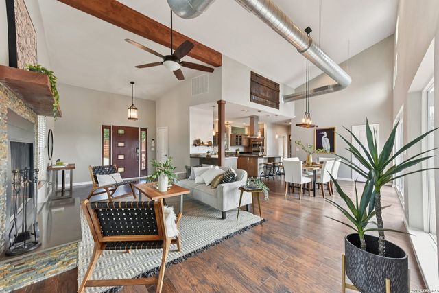 471 TURKEY DR, Dripping Springs, TX 78620