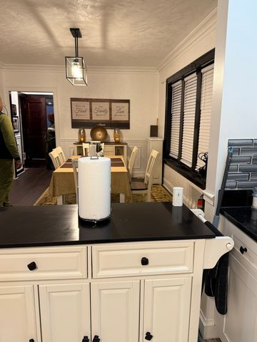 7825 S Paulina Street, Chicago, IL 60620