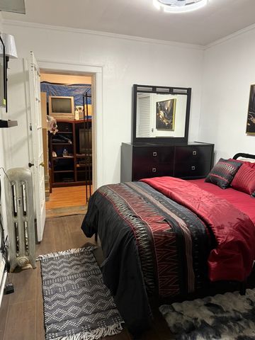 7825 S Paulina Street, Chicago, IL 60620