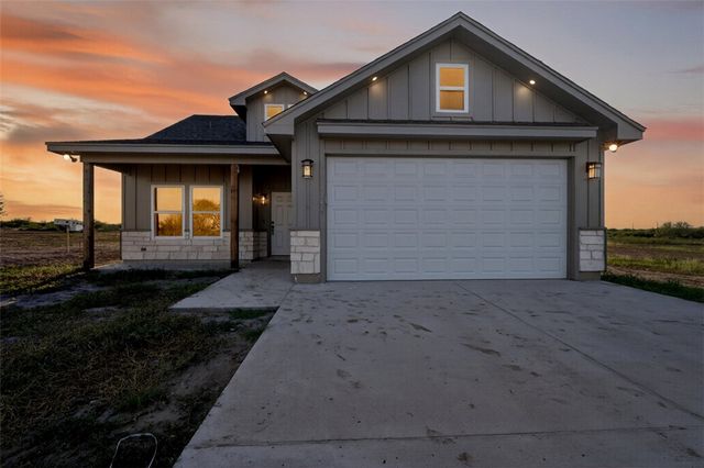 145 County Road 150, Alice, TX 78332