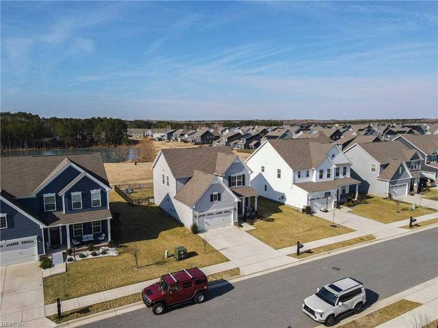 560 Spring Hill PL, Smithfield, VA 23430