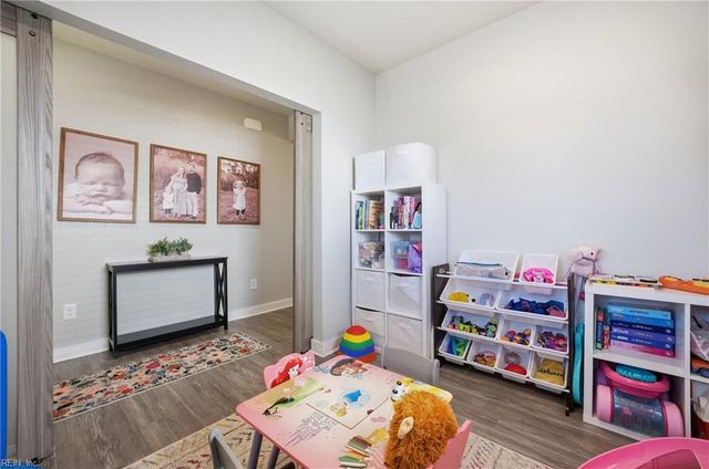 560 Spring Hill PL, Smithfield, VA 23430