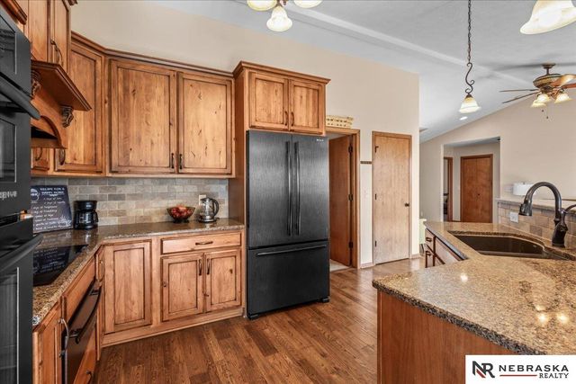 7530 Sonatta Court, Lincoln, NE 68516