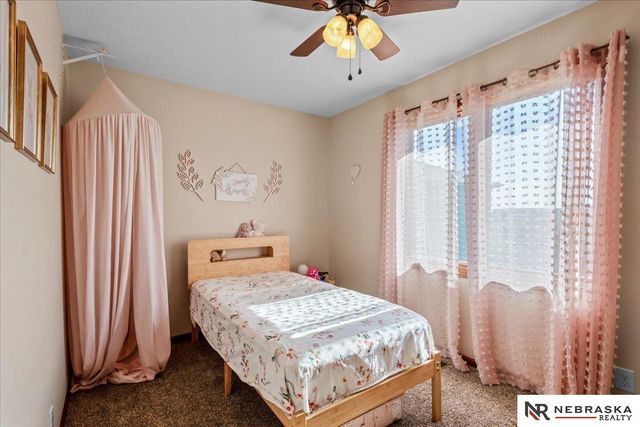 7530 Sonatta Court, Lincoln, NE 68516