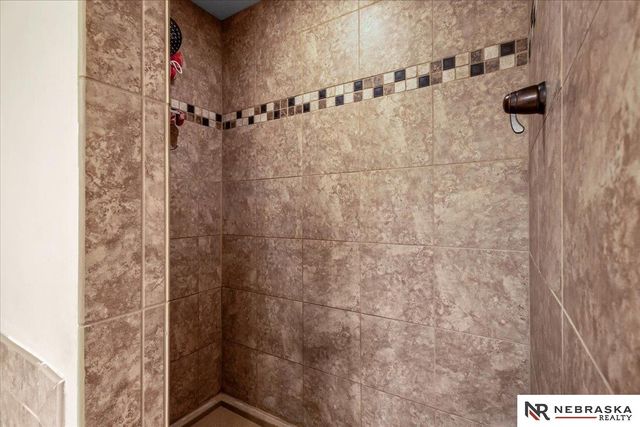 7530 Sonatta Court, Lincoln, NE 68516