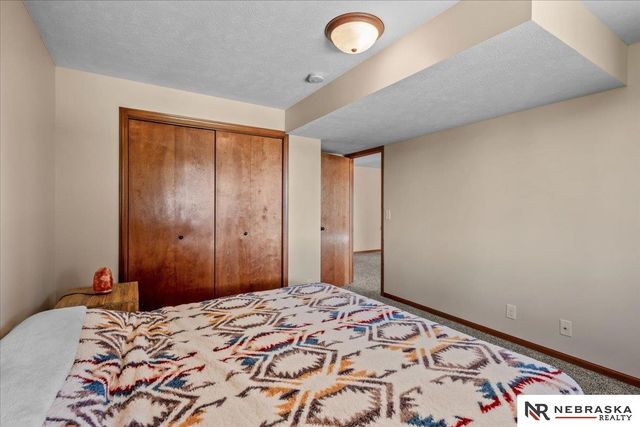 7530 Sonatta Court, Lincoln, NE 68516