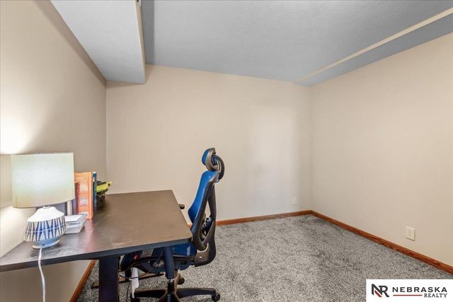 7530 Sonatta Court, Lincoln, NE 68516