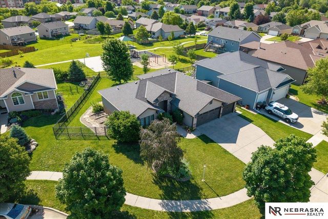 7530 Sonatta Court, Lincoln, NE 68516