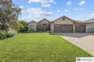 7530 Sonatta Court, Lincoln, NE 68516