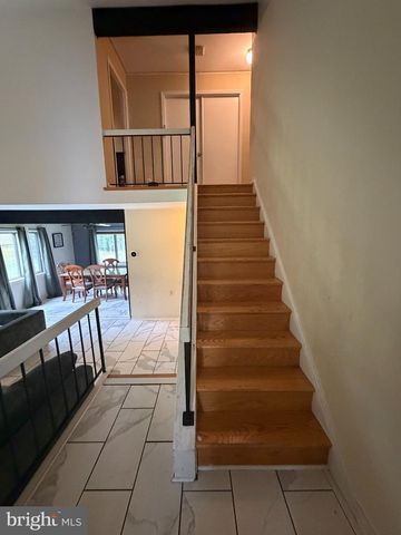 9464 SOHAP LN, Columbia, MD 21045