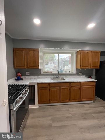 108 N GEORGE ST, Pottsville, PA 17901