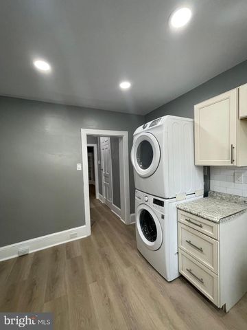 108 N GEORGE ST, Pottsville, PA 17901