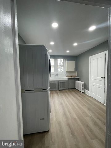 108 N GEORGE ST, Pottsville, PA 17901