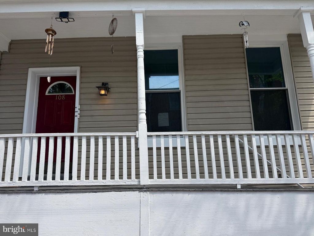 108 N GEORGE ST, Pottsville, PA 17901