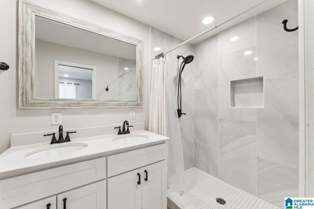 7681 HAPPY HOLLOW ROAD, Trussville, AL 35173